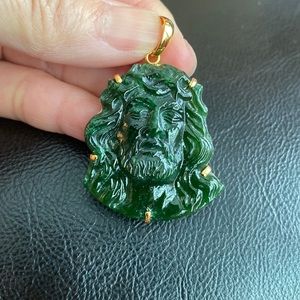 14K Solid Real Gold Nephrite Jade Carved Jesus Christ Head Face Pendant